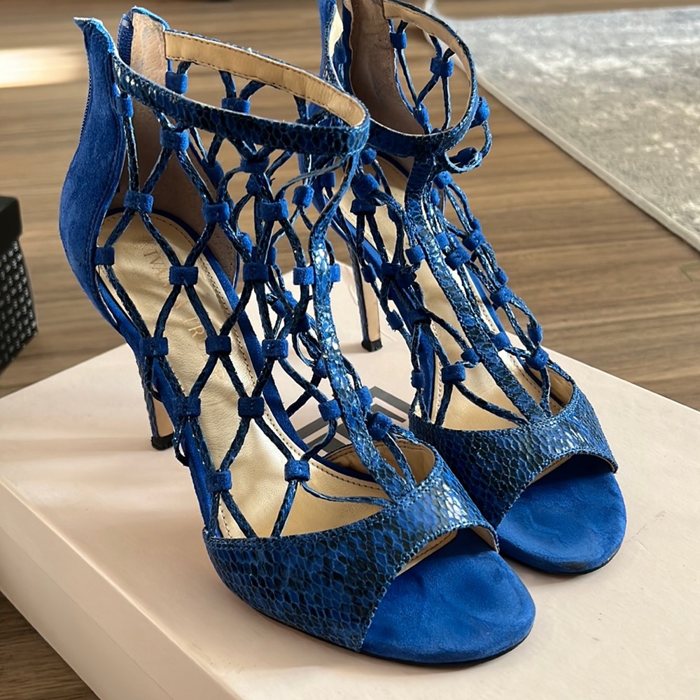 Ivanka Trump snakeskin sandals